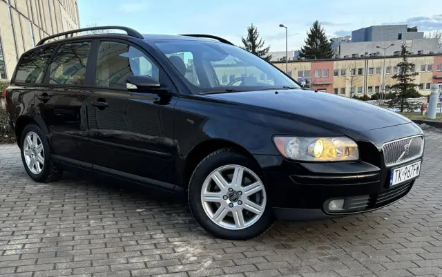VOLVO V50 2.0D DPF Momentum