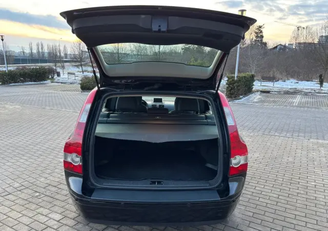VOLVO V50 2.0D DPF Momentum