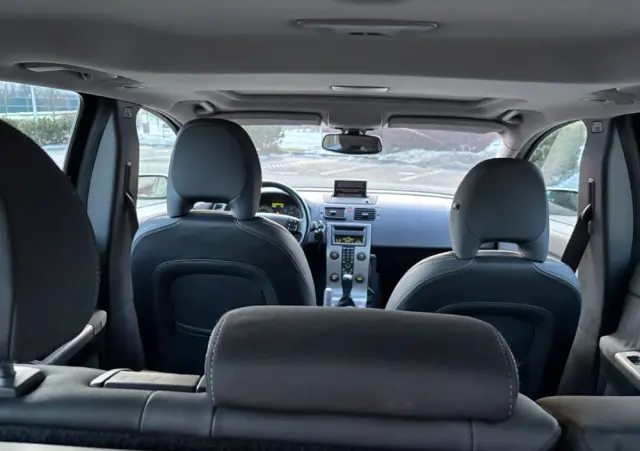 VOLVO V50 2.0D DPF Momentum