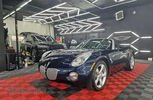 PONTIAC Solstice 