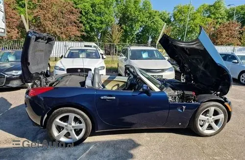 PONTIAC Solstice 