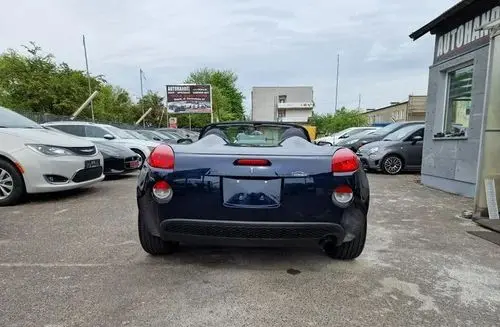 PONTIAC Solstice 