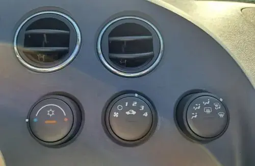PONTIAC Solstice 