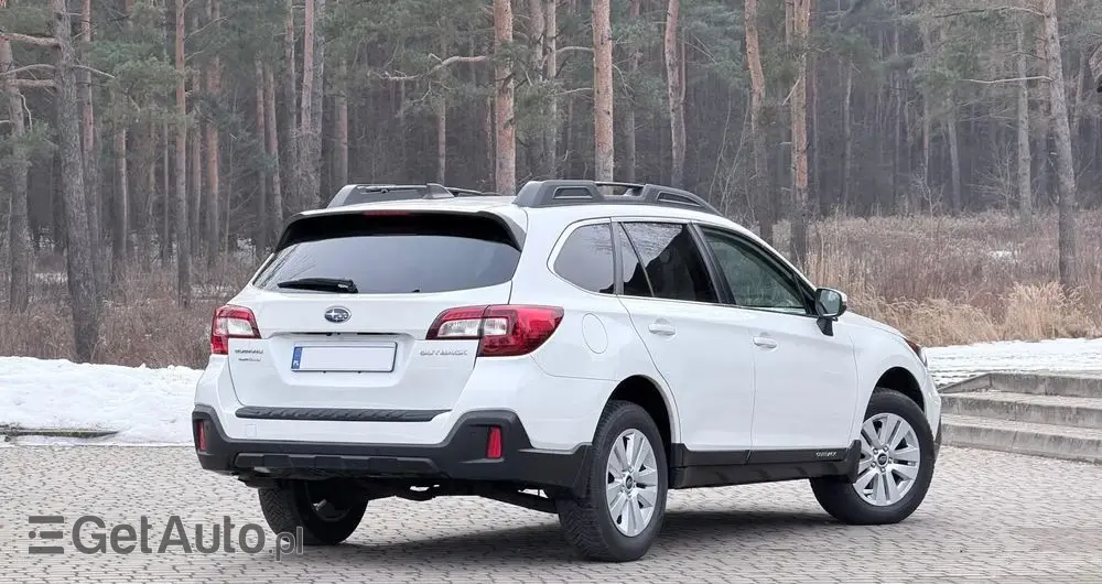 SUBARU Outback 