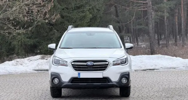 SUBARU Outback 