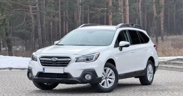 SUBARU Outback 