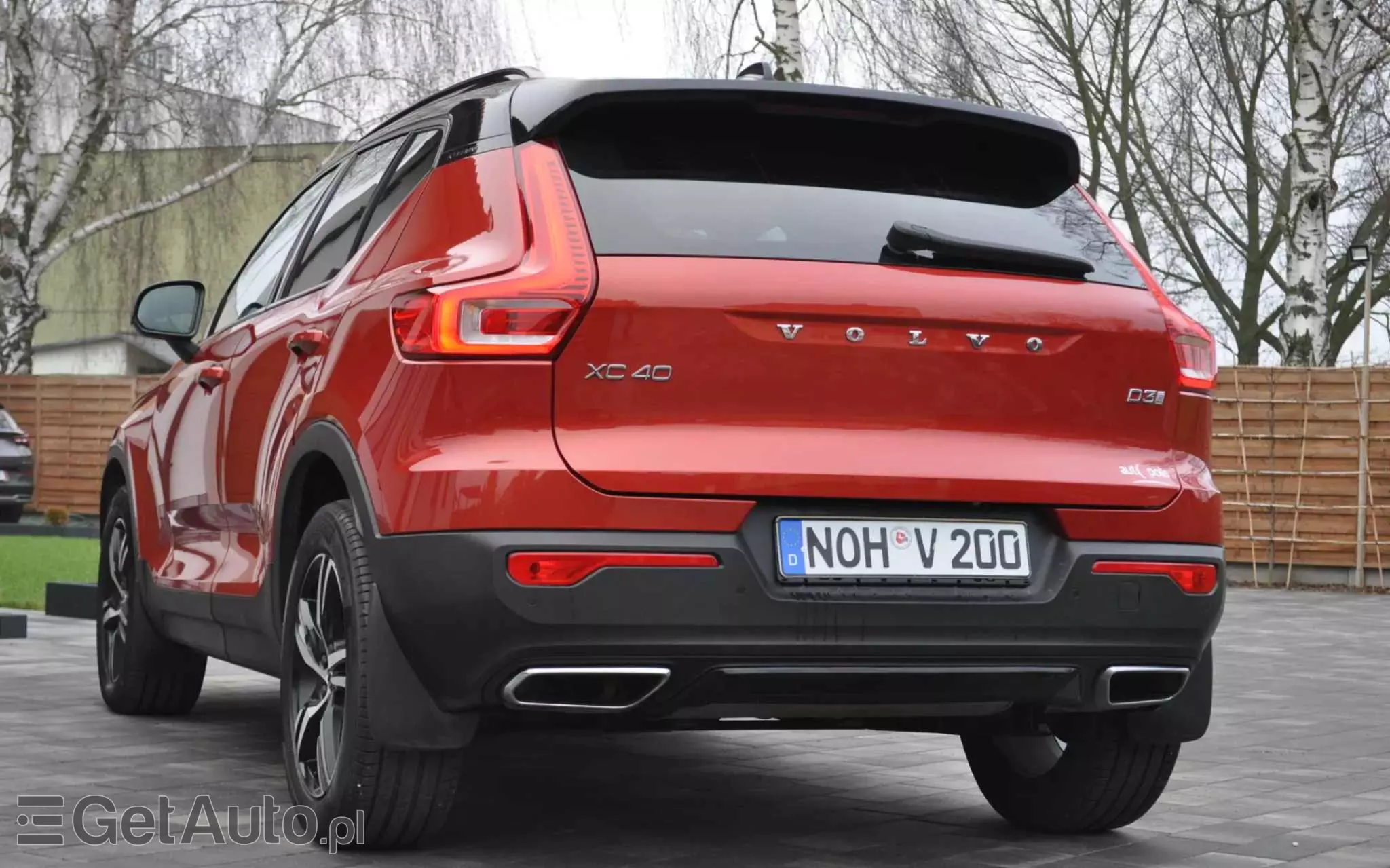 VOLVO XC 40 D3 R-Design