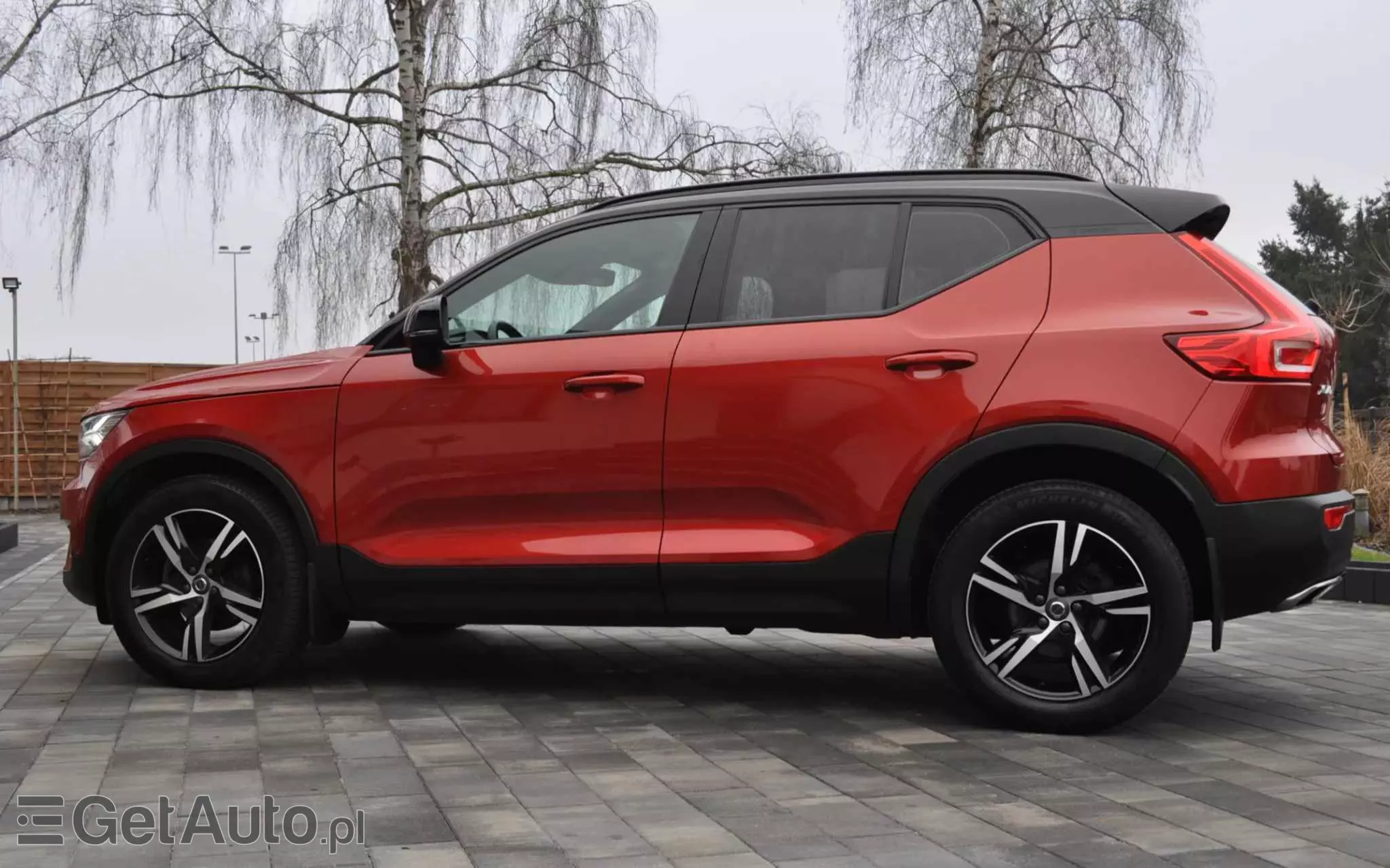 VOLVO XC 40 D3 R-Design