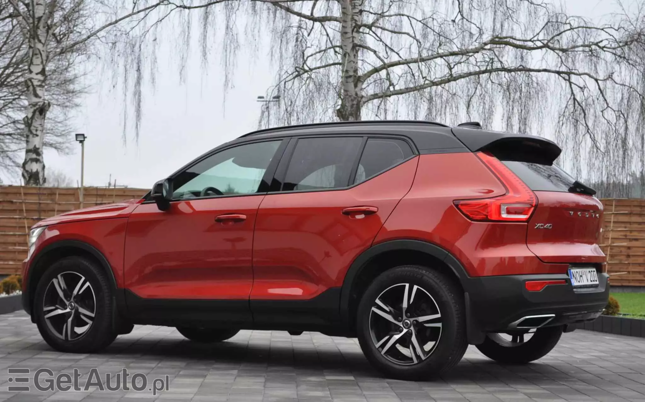 VOLVO XC 40 D3 R-Design
