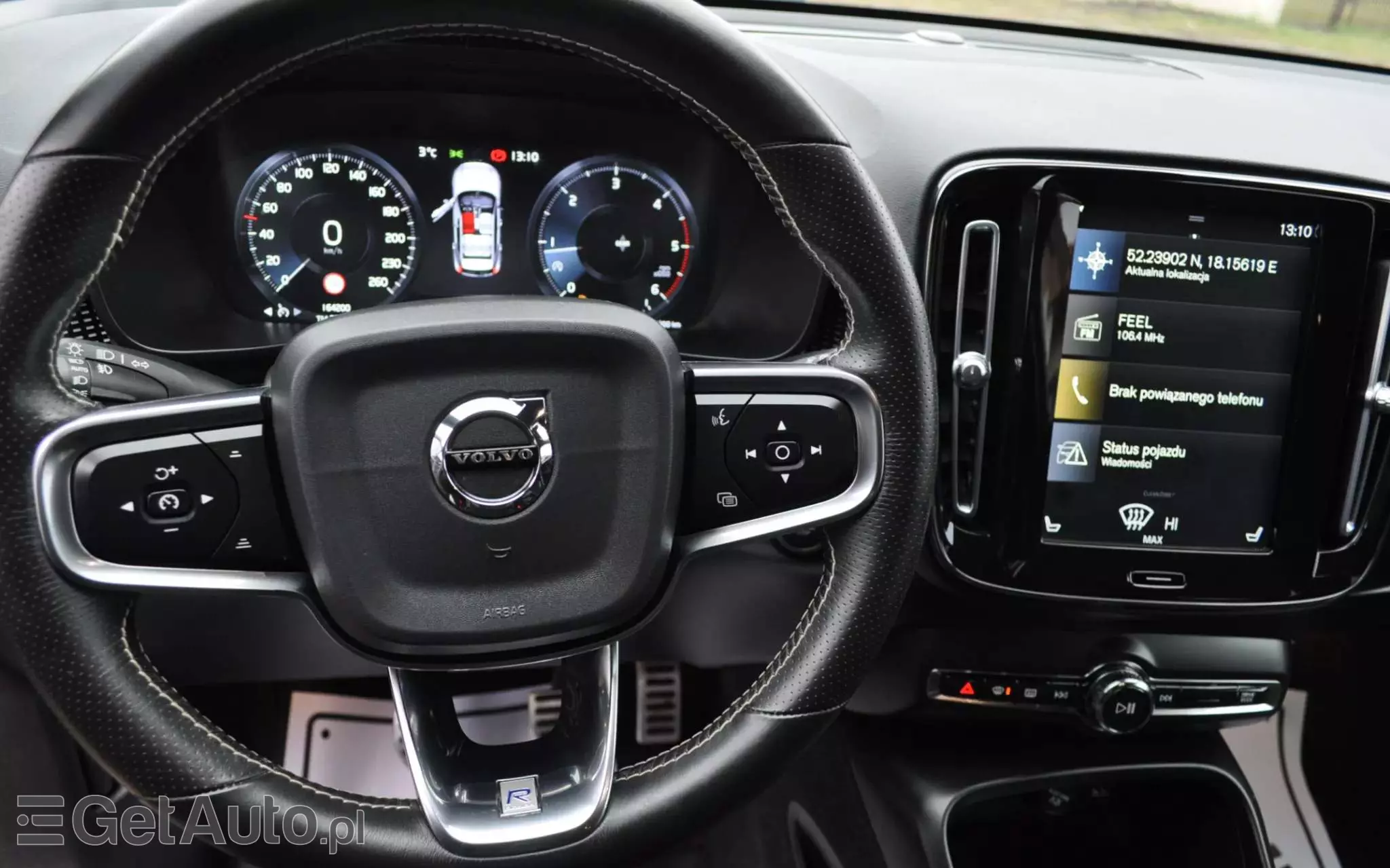 VOLVO XC 40 D3 R-Design