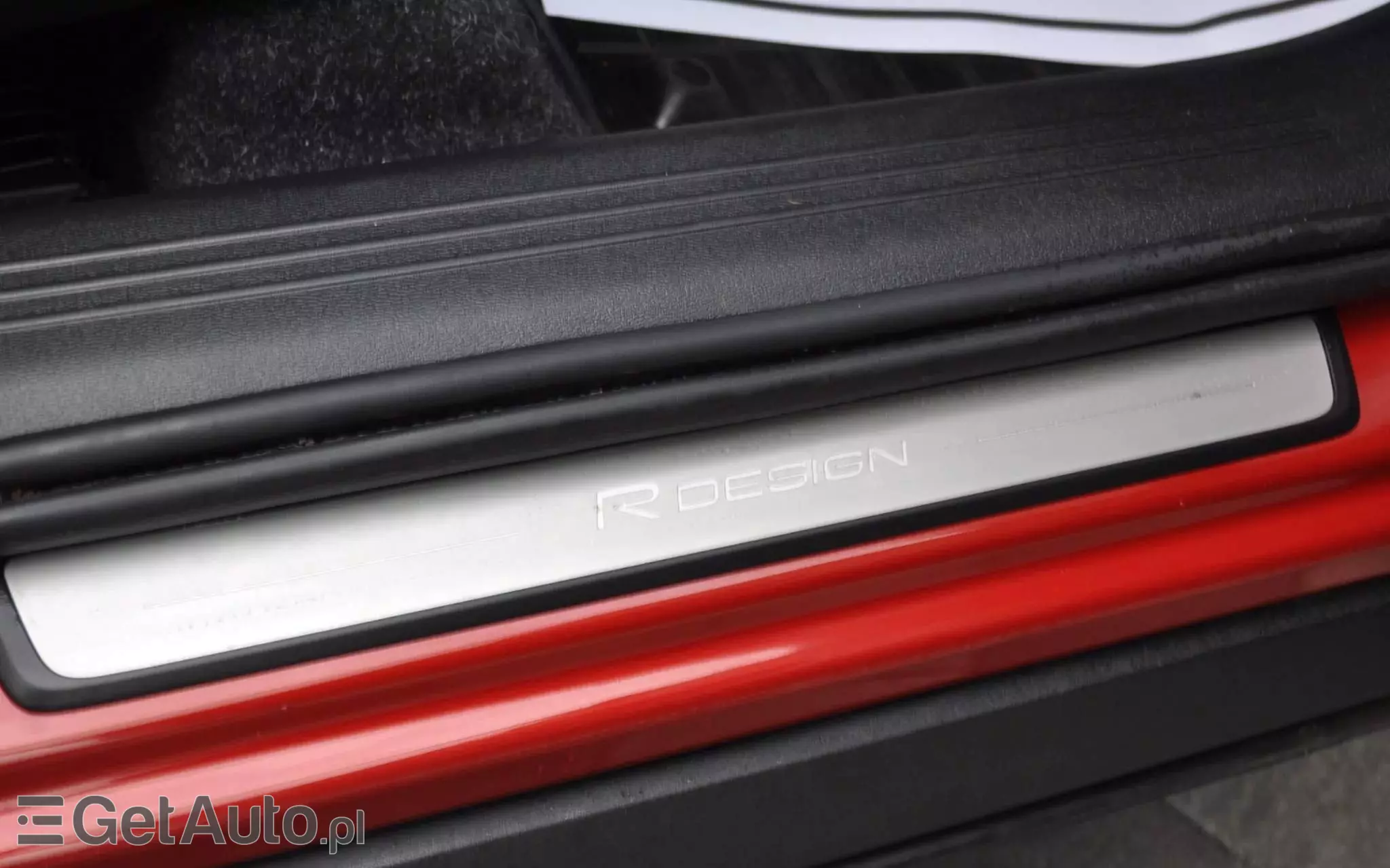 VOLVO XC 40 D3 R-Design