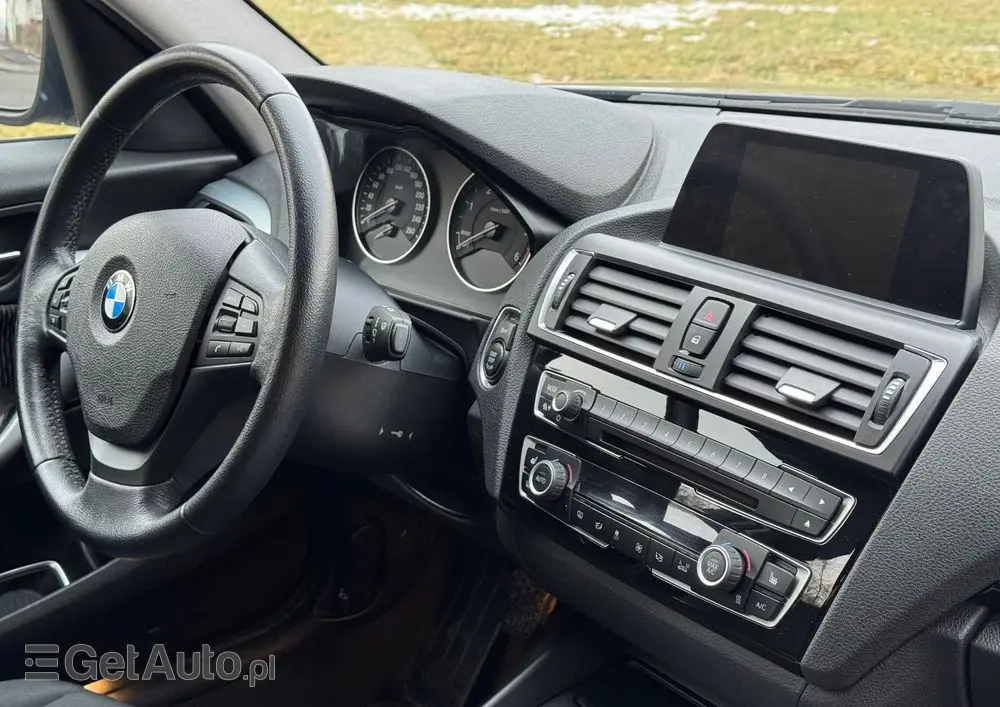 BMW Seria 1 118d Edition Metropolitan