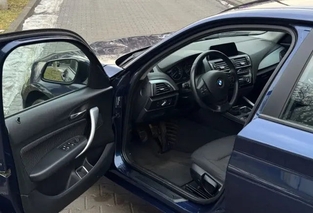 BMW Seria 1 118d Edition Metropolitan