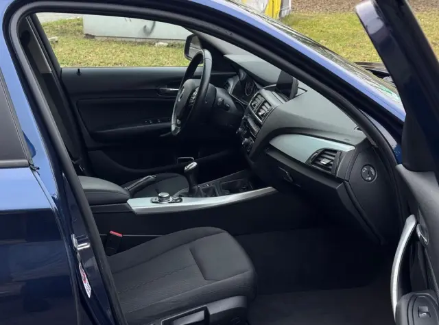 BMW Seria 1 118d Edition Metropolitan