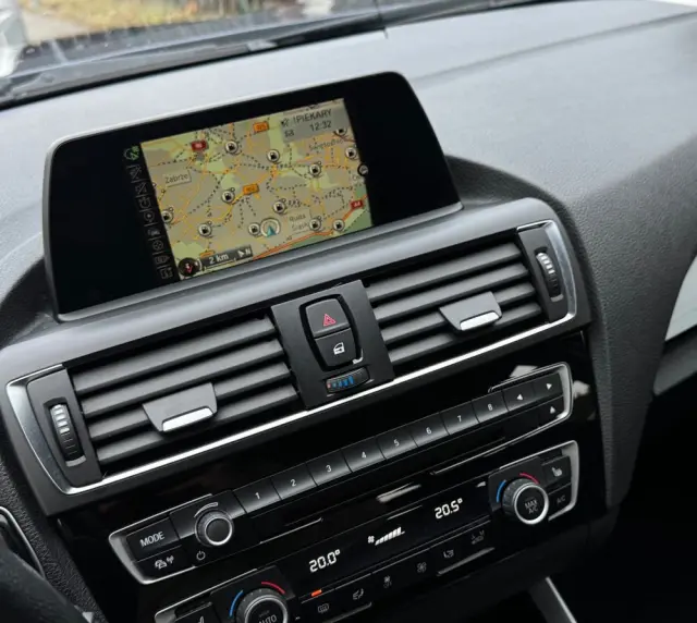 BMW Seria 1 118d Edition Metropolitan