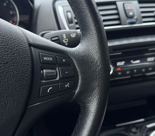 BMW Seria 1 118d Edition Metropolitan