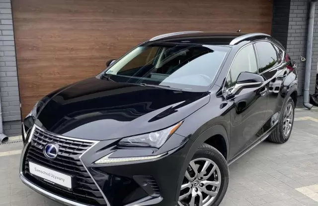 LEXUS NX 