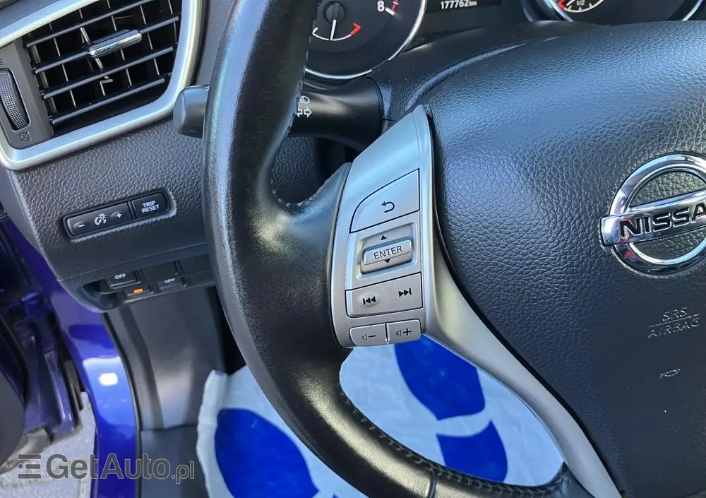 NISSAN Qashqai 1.2 DIG-T N-Connecta EU6