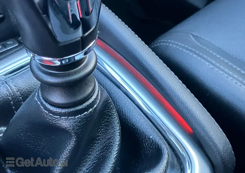 NISSAN Qashqai 1.2 DIG-T N-Connecta EU6