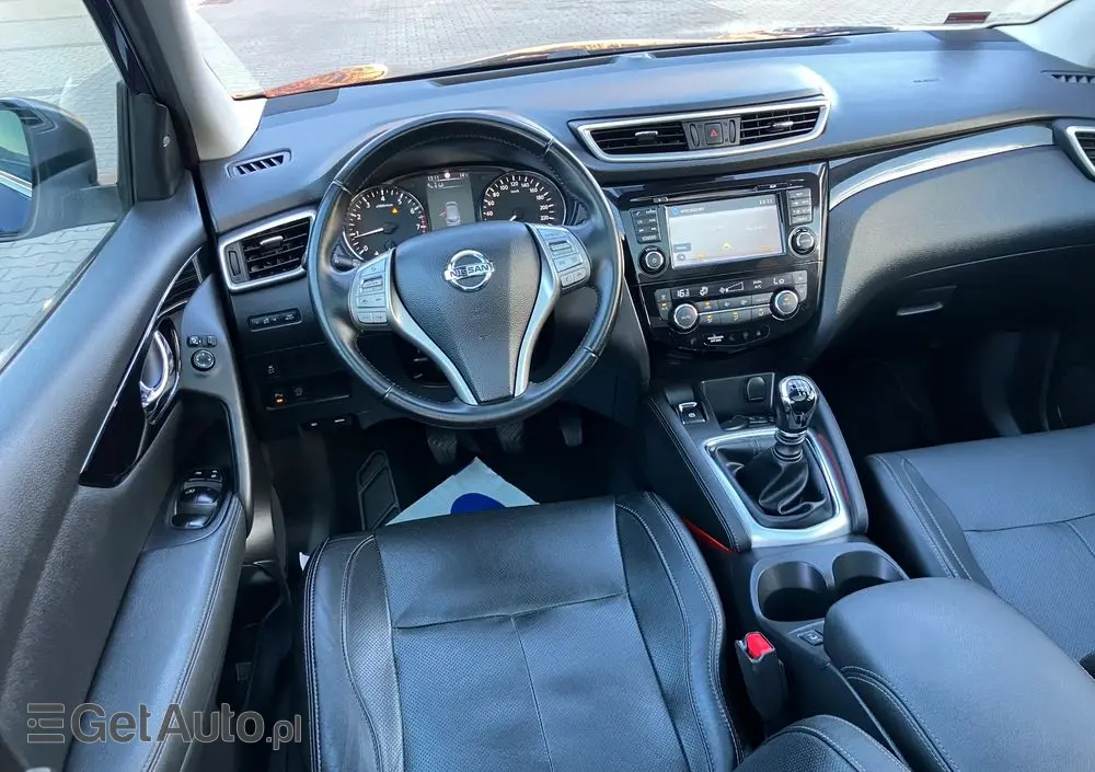 NISSAN Qashqai 1.2 DIG-T N-Connecta EU6