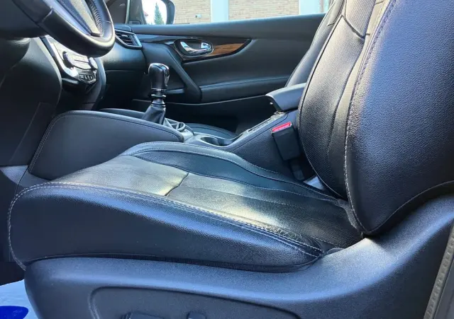 NISSAN Qashqai 1.2 DIG-T N-Connecta EU6