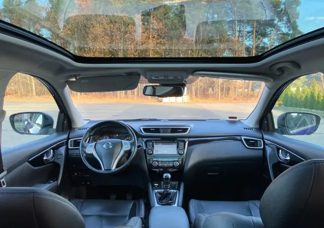 NISSAN Qashqai 1.2 DIG-T N-Connecta EU6