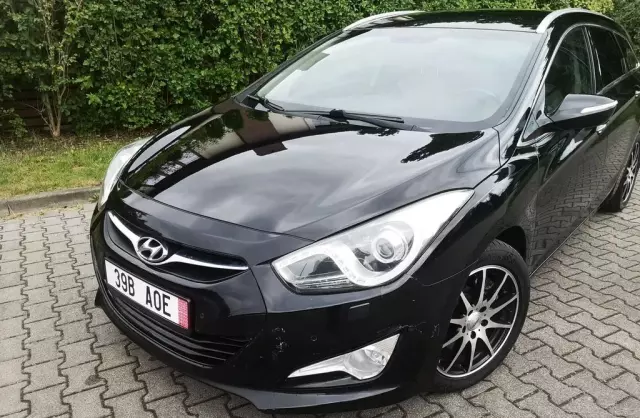 HYUNDAI I40 