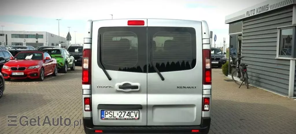 RENAULT Trafic 