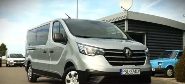 RENAULT Trafic 
