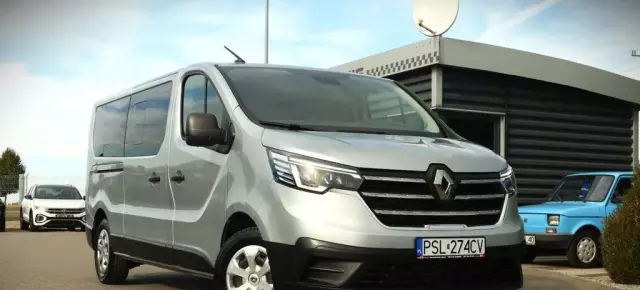 RENAULT Trafic 