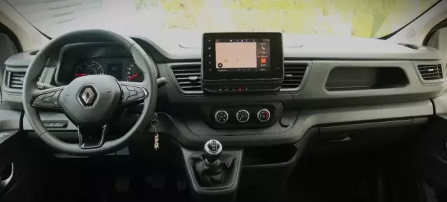RENAULT Trafic 
