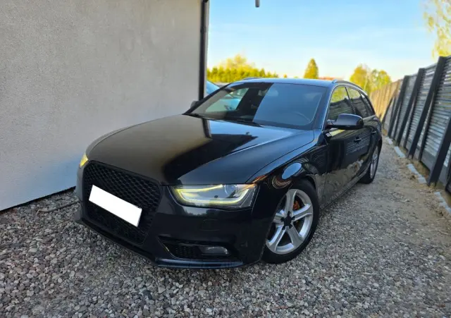 AUDI A4 