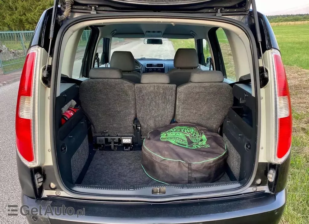 SKODA Roomster 
