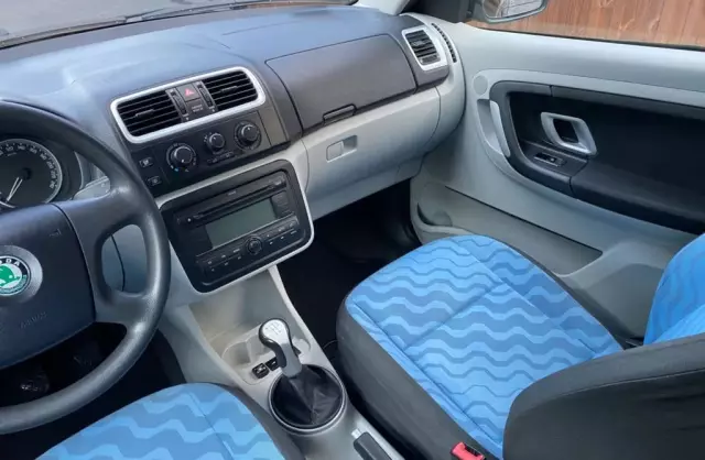 SKODA Roomster 
