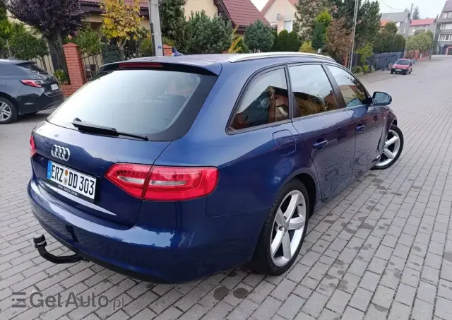 AUDI A4 2.0 TDI Quattro Line