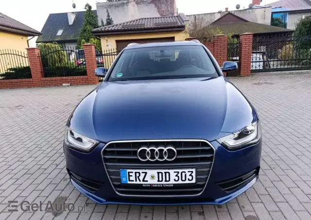 AUDI A4 2.0 TDI Quattro Line
