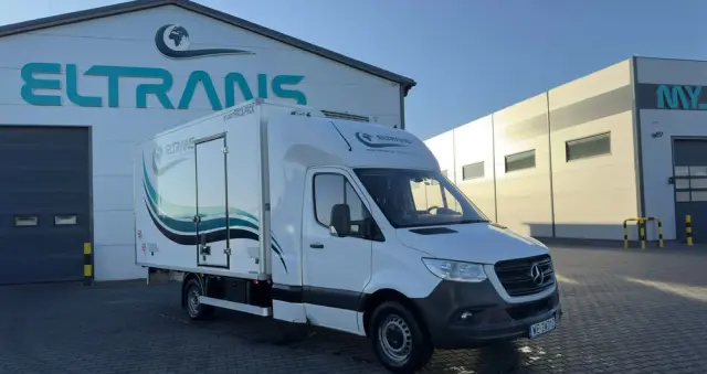 MERCEDES-BENZ SPRINTER 