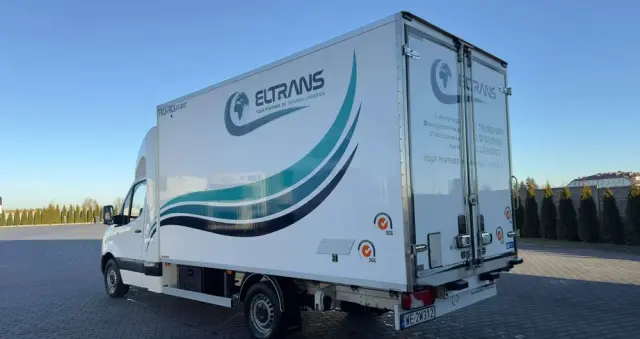 MERCEDES-BENZ SPRINTER 