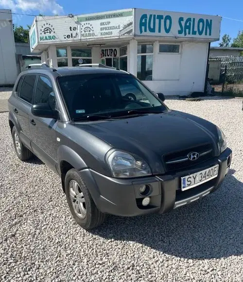 HYUNDAI Tucson 