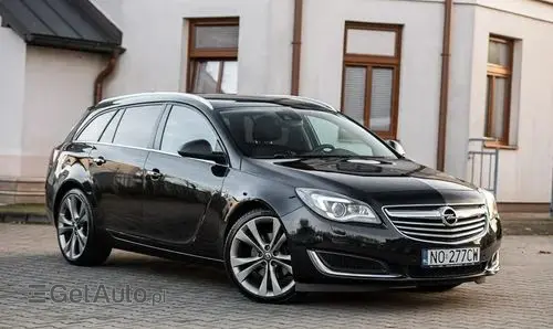 OPEL Insignia 