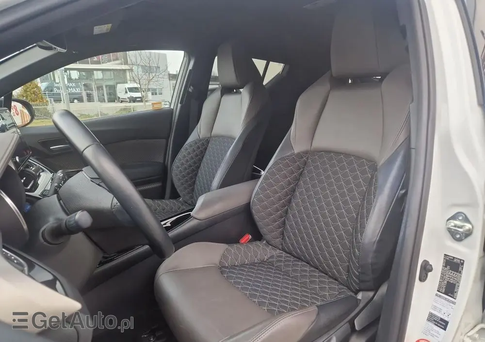 TOYOTA C-HR 2.0 Hybrid Executive