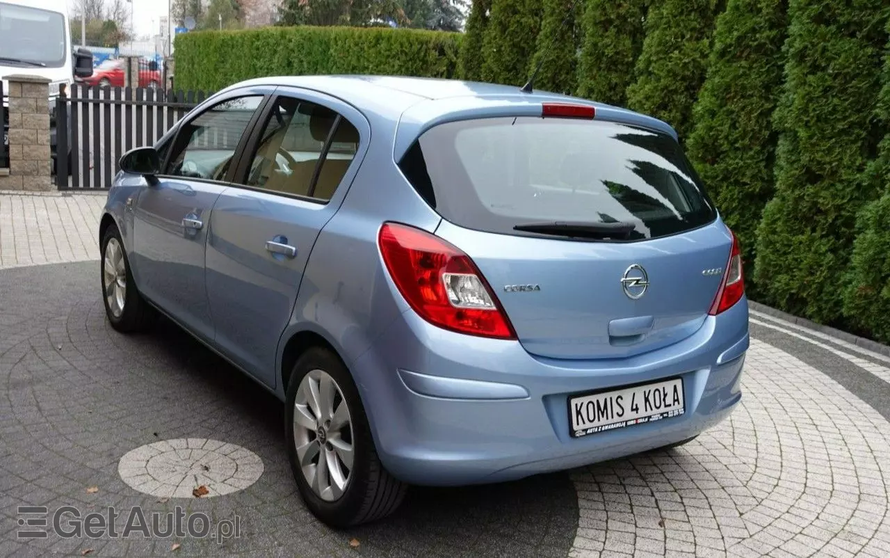 OPEL Corsa 