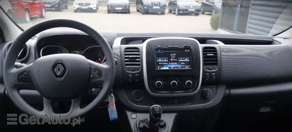 RENAULT Trafic 