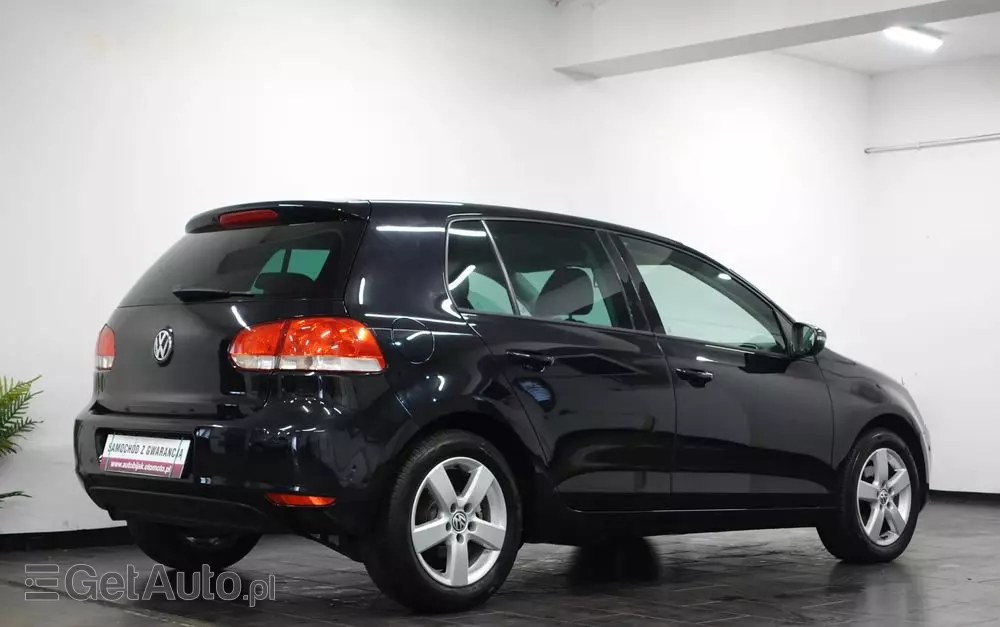 VOLKSWAGEN Golf 1.6 TDI DPF BlueMotion Technology Comfortline