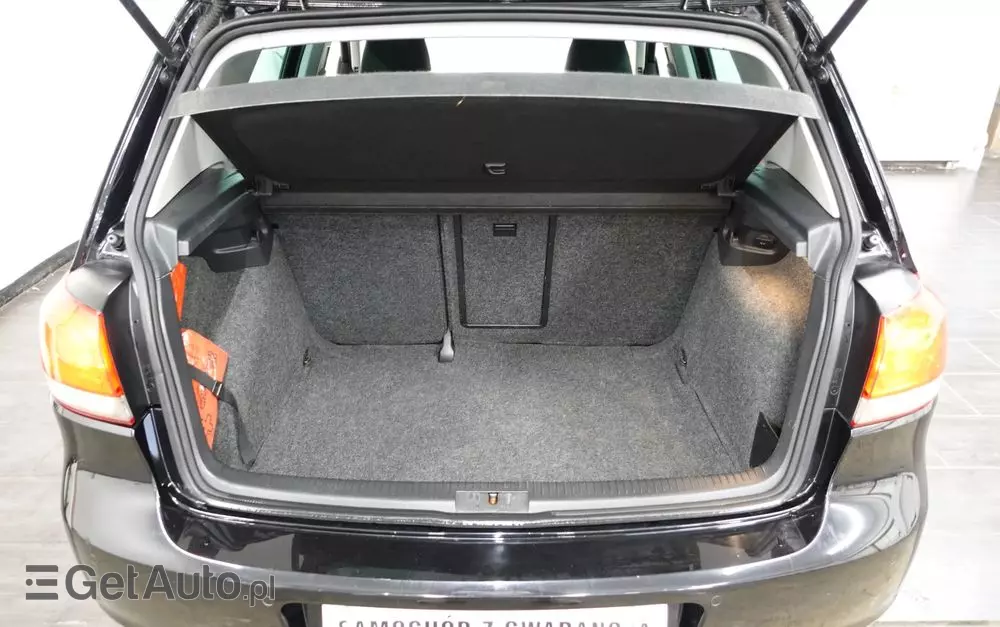 VOLKSWAGEN Golf 1.6 TDI DPF BlueMotion Technology Comfortline