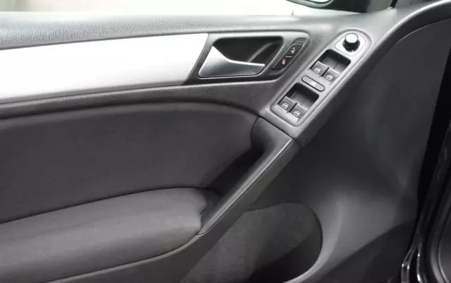 VOLKSWAGEN Golf 1.6 TDI DPF BlueMotion Technology Comfortline