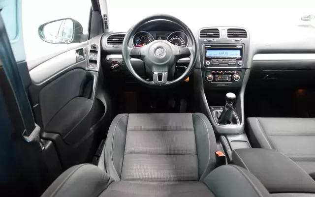 VOLKSWAGEN Golf 1.6 TDI DPF BlueMotion Technology Comfortline