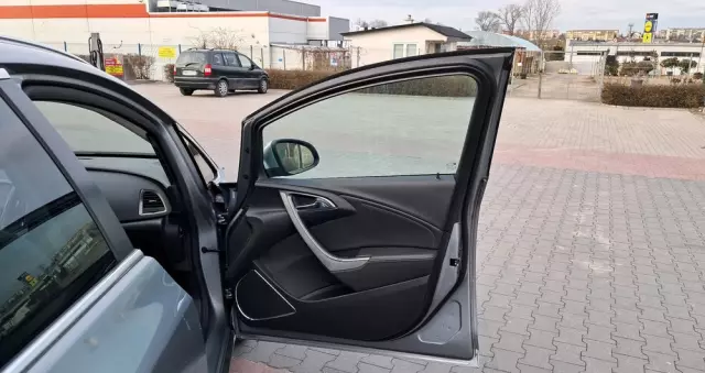 OPEL Astra 1.4 Turbo ecoFLEX Start/Stop Edition Sport