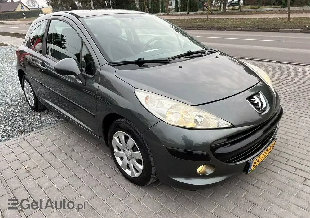 PEUGEOT 207 