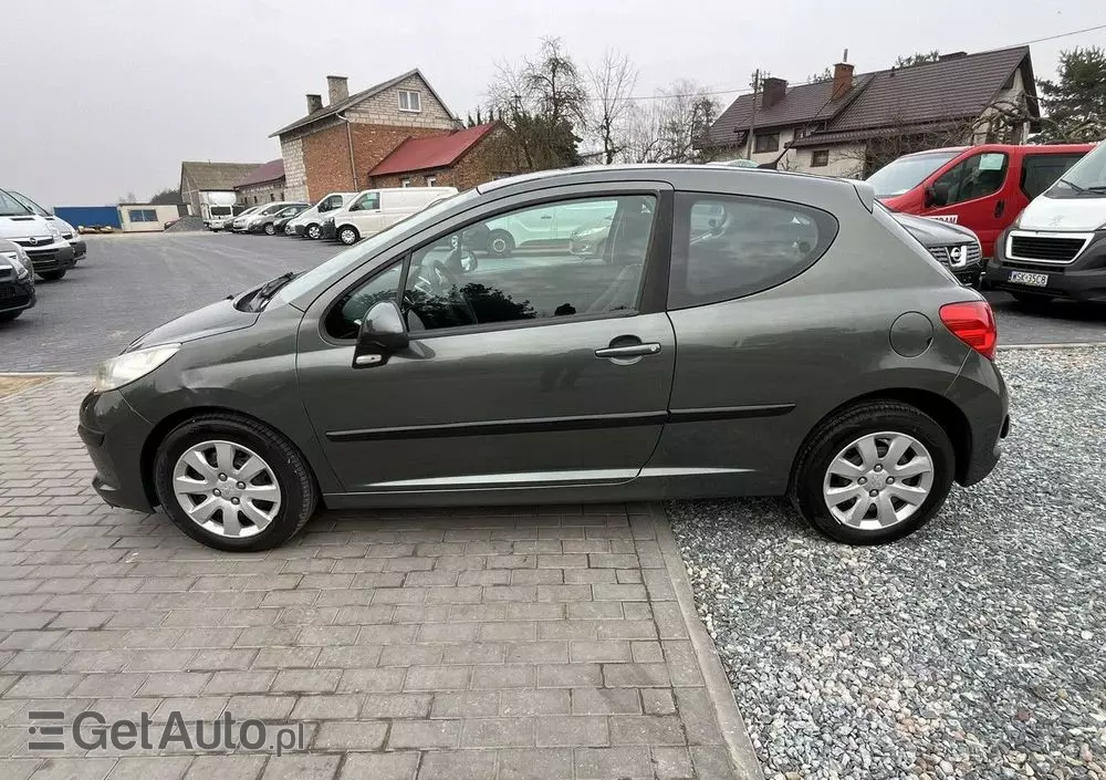 PEUGEOT 207 